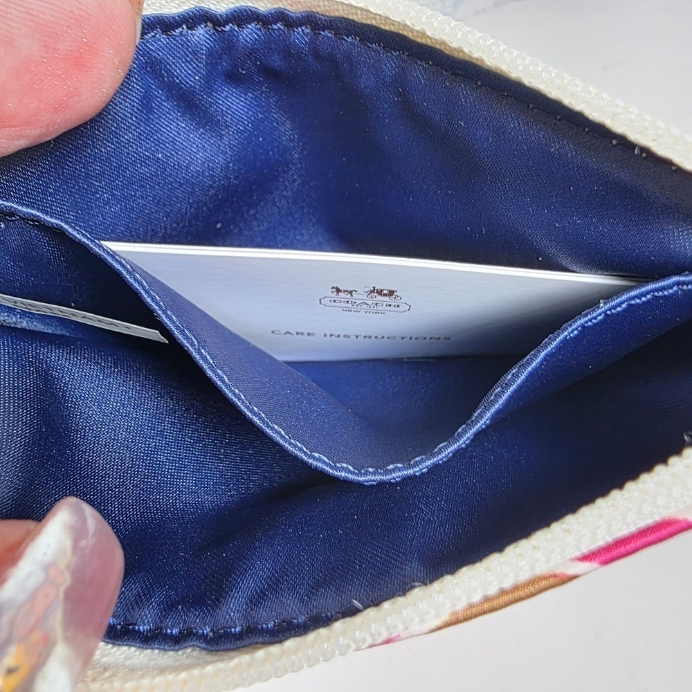 Coach Y2K F49166 PRK HD‎ Multicolor Signature Pattern Wristlet Scarf Print Satin - Picture 10 of 11